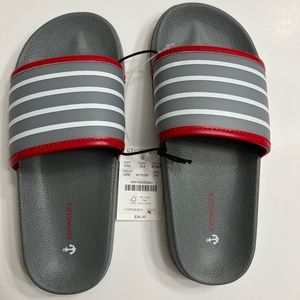 J. Crew Crewcuts Youth Size 2 Slides